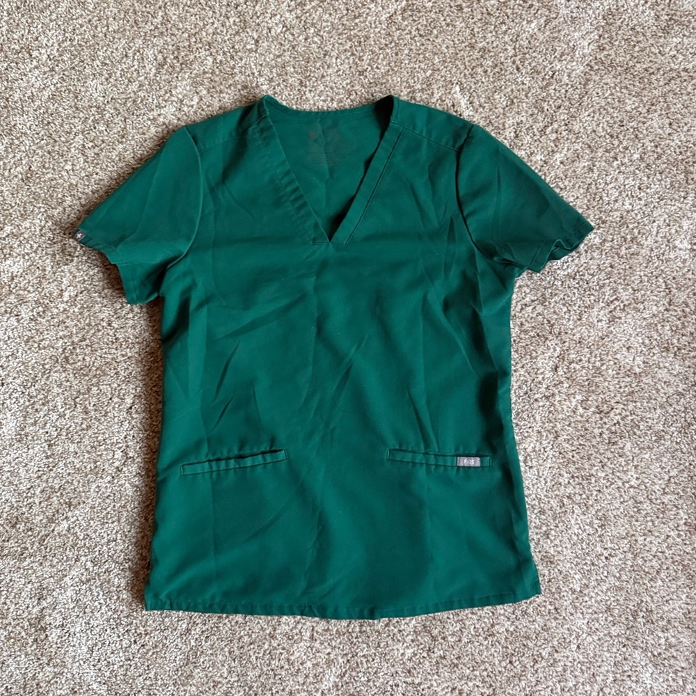 FIGS Casma Three-Pocket Scrub Top